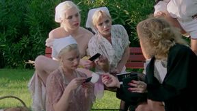 Pretty Peaches (HD Retro video)