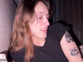 This babe Has a Sleepfucking Problem... So That babe Asked Me To Bang Her Booty