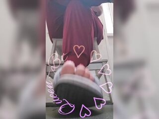 Tapping with my house slippers on the floor. See my toes wiggle ????