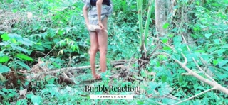 Sri Lankan girl outdoor pissing chu huththi hukana kella