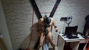 Fuck Machine Pounds Mature Slut's Gaping Holes Relentlessly