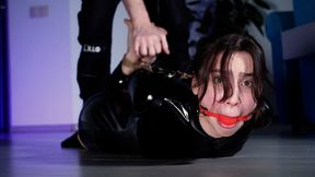 007 AGENT FALL: BASTINADO THAT BREAKS HER (HD)