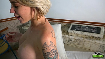 Natalie Cortez se acaba com o bombado todo tatuado - Jhonny Gab