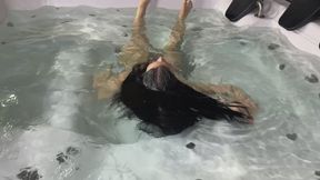 Hair fetish in the water - waves and caresses
