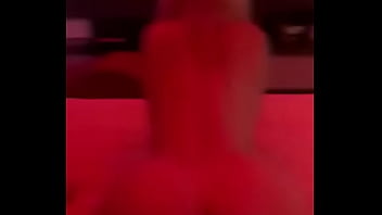 Cojiendo con mi rubia cachonda cabalgando mi verga