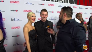 PornhubTV Sophia Knight &amp; Danny D Red Carpet 2015 AVN Interview