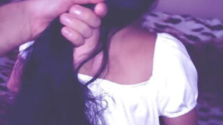 Grober, selbstgemachter Analverkehr für diese dreckige Hure