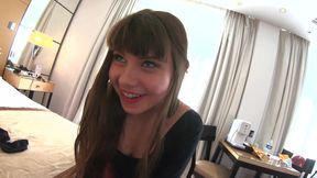Luna Rival fetish lesson about nylon pantyhose