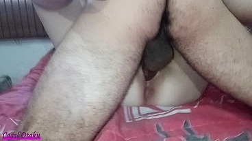 Fazendo um oral gostoso e olhando para marido manso
