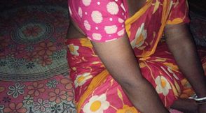 Desi aunty ko first time doggy style mein choda