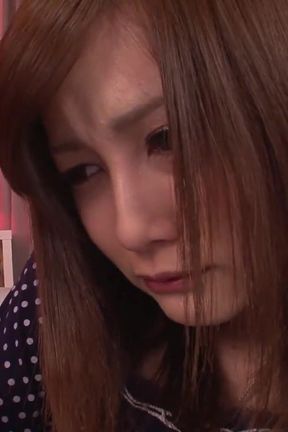 Bitch gets pussy stimulated with vibrator before a hard fuck