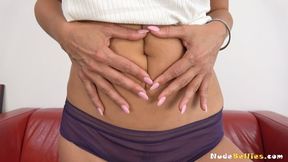 Veronica Vanoza – Deep Navel Fingering & Belly Worship Tease (HD resolution)