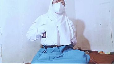 Pelajar siswi sange colmek masturbasi