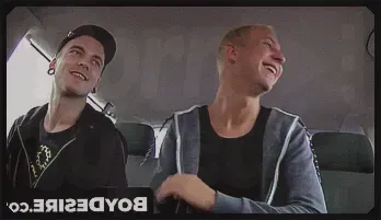 Twink Threesome Oral Action in the Car