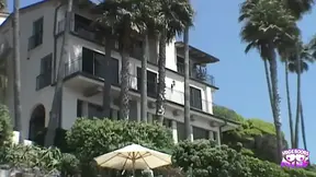 The Busty Brunette Wants to Have Steamy Sex with Her Lover in Her Dream House