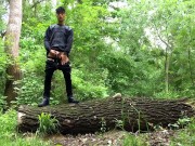 Piss from a tree trunk