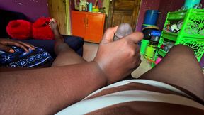 Hot BBW Gave Me a Handjob Then Sucked My Dick