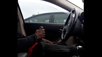 First dick flash to white woman (she peeped)