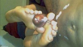 #TeamNoSocks CT Soles - Explosive Between Toes Cumshot - Full - Samantha