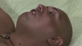 Chacal maduro cogiendo duro