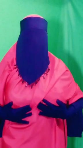 Epic moment from "Sexy hot housewife spending the night with the house servant and having sex"