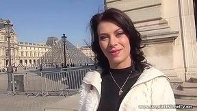 Le Garage A Salopes Lilas, Carla, Cristal, Lilly, Sophie - teens 18+, Hd Download