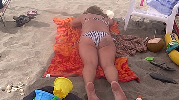 Full video of beautiful stepmother on the beach enjoying stepson for the first time