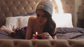 Smoking Pillow Hump