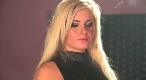 Sian Hamshaw smoking6