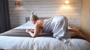 Selena, a horny&#x1F975; senior homemaker, plays a filthy sex game daily