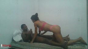 recebe a visita do seu amigo biel dotado em sua casa e tudo acaba em sexo forte e quente. tsdanisantos