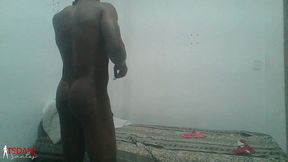 recebe a visita do seu amigo biel dotado em sua casa e tudo acaba em sexo forte e quente. tsdanisantos