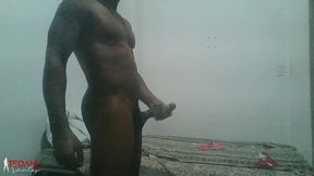 recebe a visita do seu amigo biel dotado em sua casa e tudo acaba em sexo forte e quente. tsdanisantos