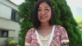 JAPANESE MILF gets a deep creampie from her younger lover.