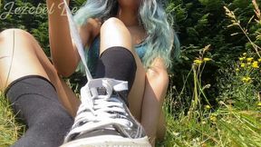 Outdoor Shoe & Sock Removal