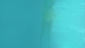 allez un peu de fraicheur pour tout le monde, profitez en c'_est cadeau