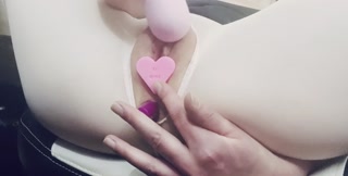 Puffy Pussy Part 2: Pulsating Orgasm w Mascara in Ass, Butt Plug in Pussy &amp; Vibrator on Clit