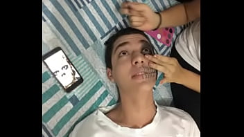 Afilhado indo pica do tio.mp4