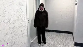 A Rich Bitch Fucks a Foreman While Her Husband Is on a Business Trip