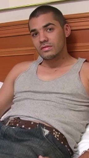 Reubin - Hot, Straight, N Horny!