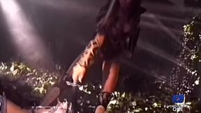 Olivia et Lisa, amazones sexy, s'_amusent avec une bonne bite