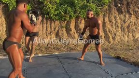 Luta de boxe de dois contra um Allan Guerra Gomes contra Pietro e Taua Big em uma luta na chácara