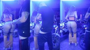teniendo sexo con el mecanico despues de que arreglo mi moto