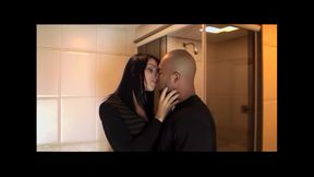 Shemale queen fucks with hunger