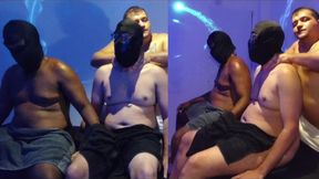 342 - massagem toque mutuo na dupla de amigos