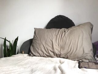free - peeing whilst masturbating watching dongs