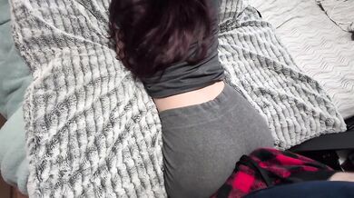 Redhead grinds thick thighs twerking on dick in fleece sweatpants