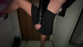 After the club, a hot blonde wife indulges in a passionate encounter.