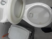 Se masturbando no trabalho