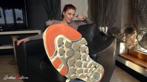 The soles of my sneakers need your tongue - FULL